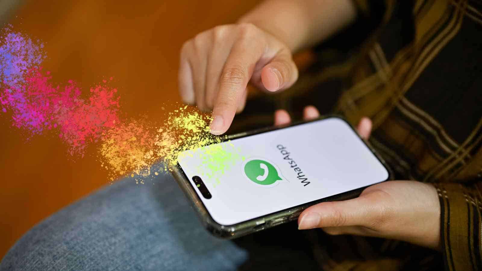 WhatsApp, sebbene in ritardo nei tempi in confronto ad altri famosi social, sta per permettere la personalizzazione visiva delle sue chat.