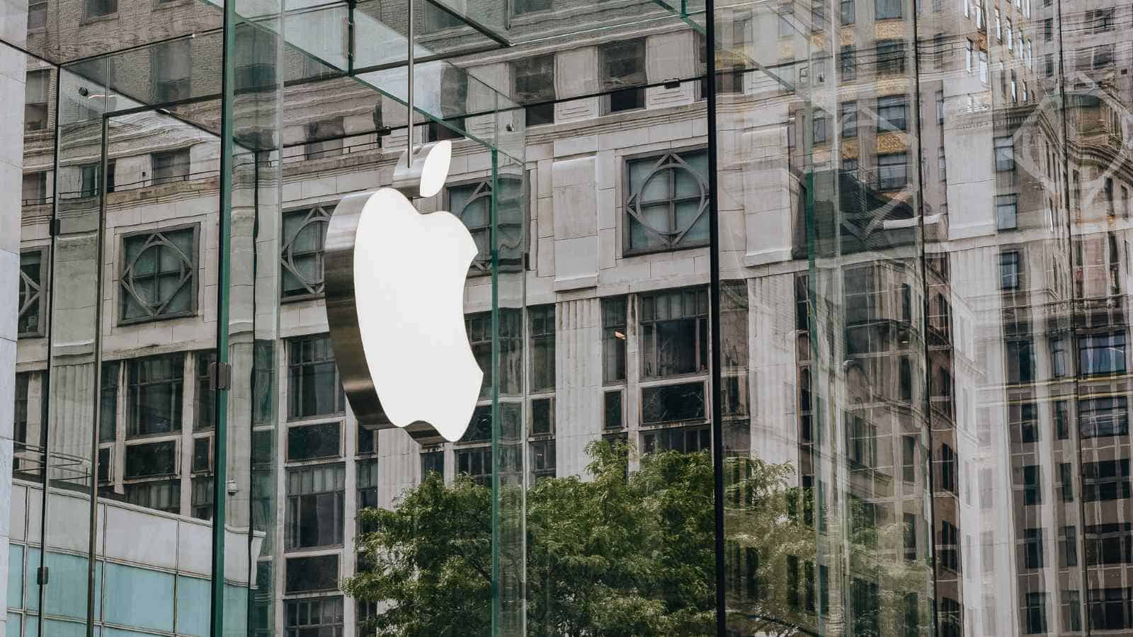 Un'ondata di licenziamenti sembra investire la Silicon Valley, che non risparmia nemmeno Apple e i suoi progetti innovativi.