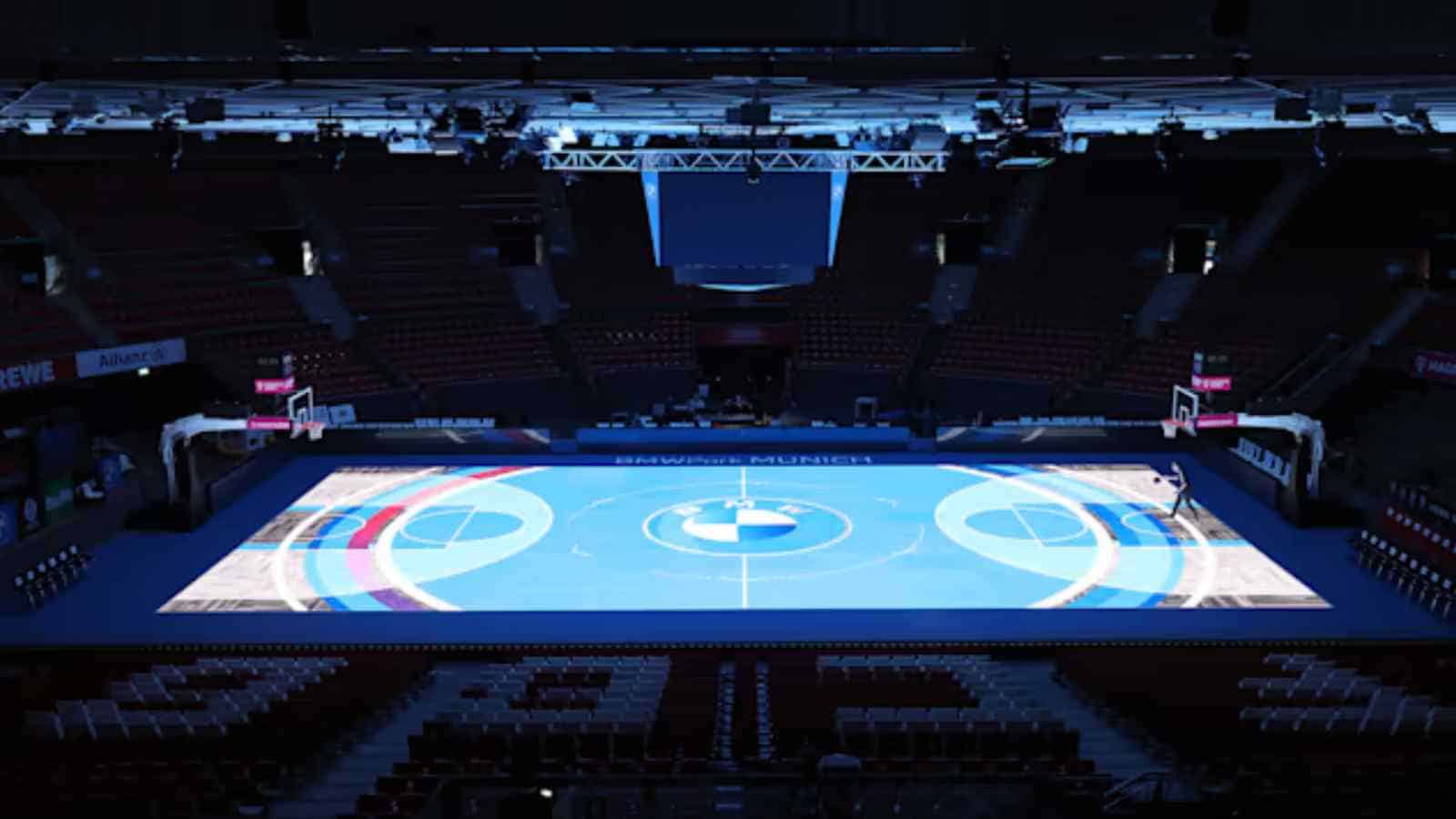 Nel BMW Park, casa del team di basket FC Bayern, è stato installato un incredibile pavimento a LED nato dalla partnership con ASB GlassFloor.