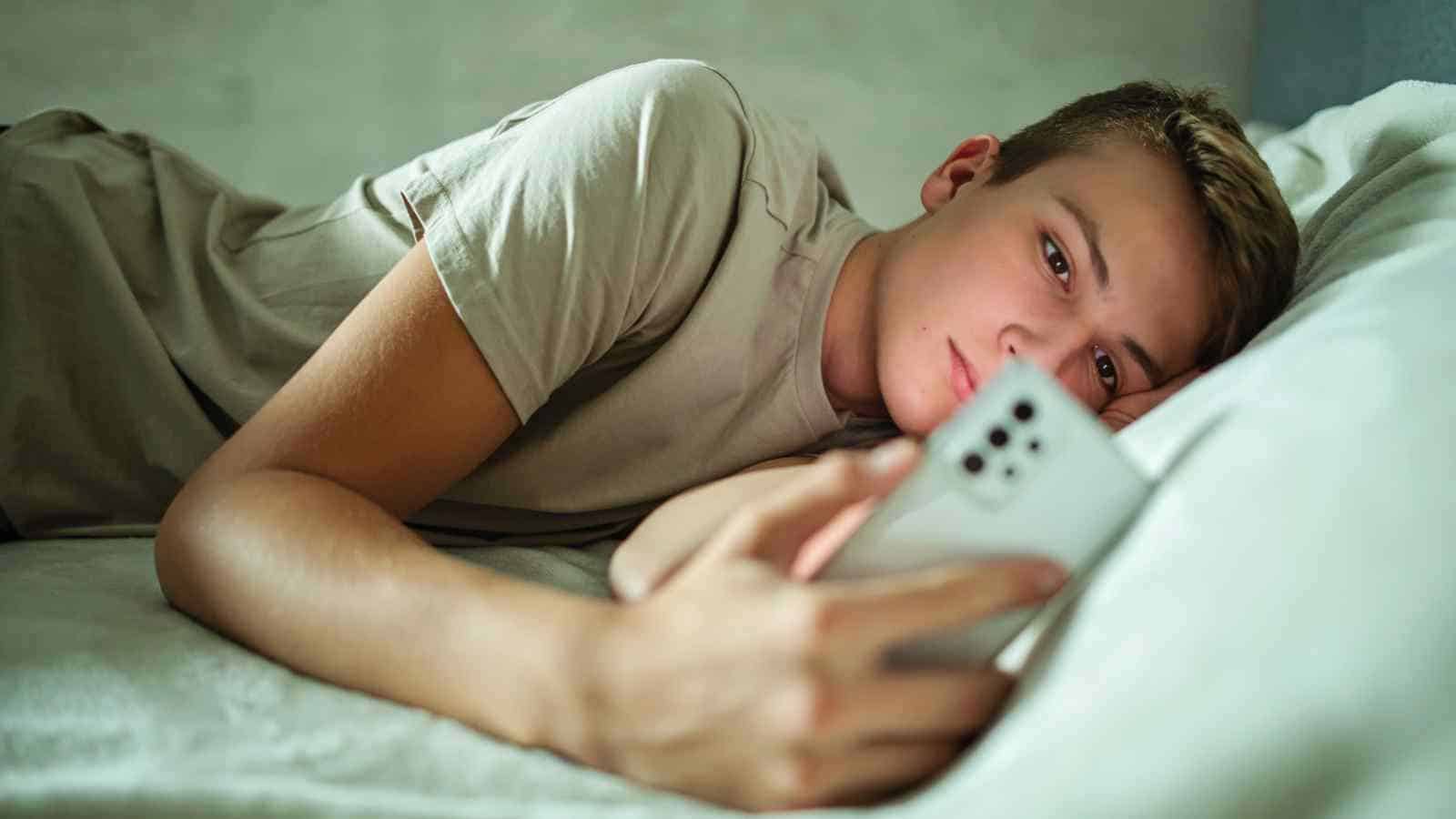 Inserzionisti anonimi spiegano come Google suggeriva loro una scappatoia per raggiungere gli adolescenti con le loro pubblicità.