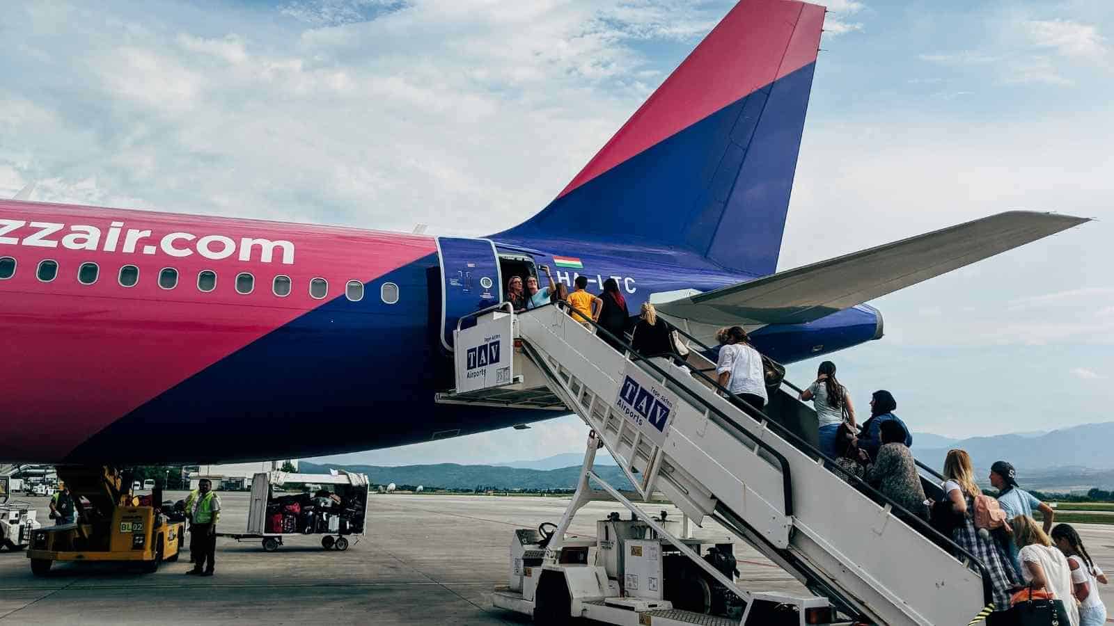 La compagnia Wizz Air, nonostante le numerose critiche l'hanno accompagnata nel 2024, crea un abbonamento perfetto per i viaggiatori.