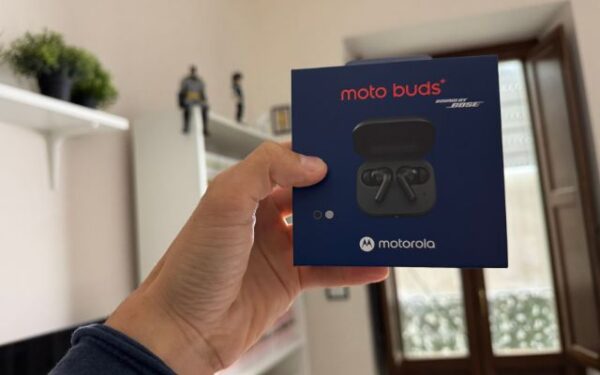 Motorola Moto Buds+