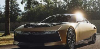 DS Automobiles SM Tribute: fusione perfetta tra passato e futuro