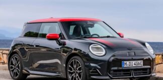 MINI John Cooper Works E: pronta al debutto con oltre 250 CV