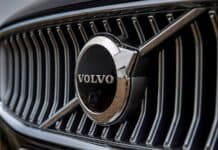 Volvo: slitta l'addio definitivo ai motori tradizionali