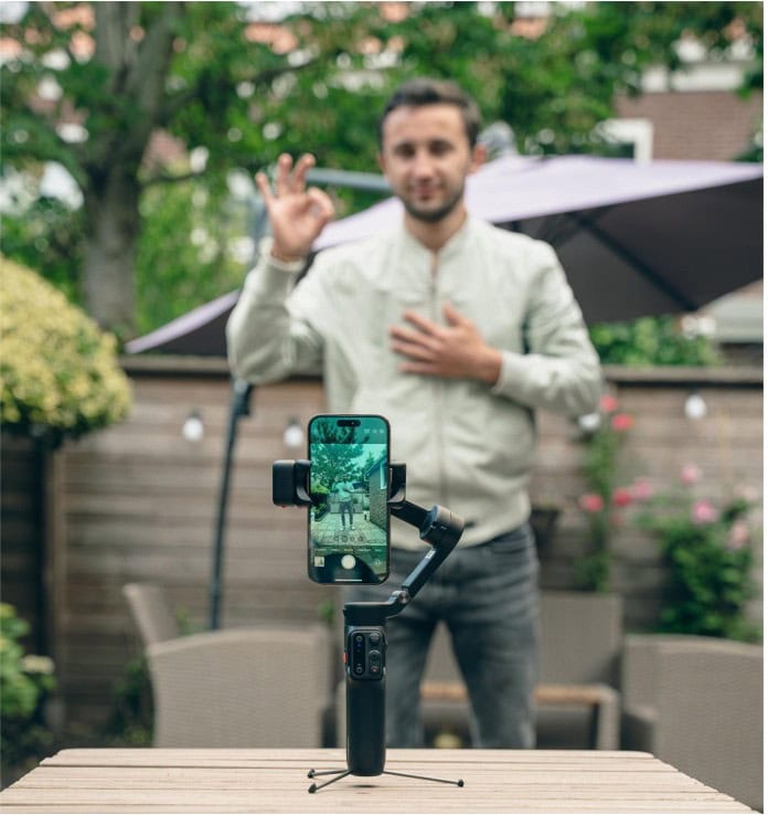 Tutto ciò che c'è da sapere sul gimbal per smartphone Hohem iSteady V3 AI Tracking