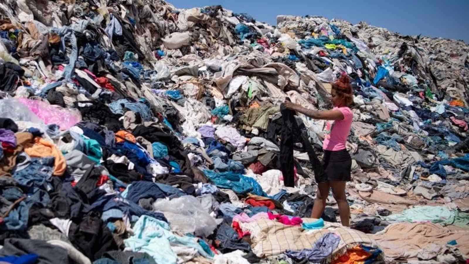 Il settore tessile è un problema veramente grave per l'ambiente, soprattutto dopo l'avvento del fast fashion e dei tessuti sintetici.