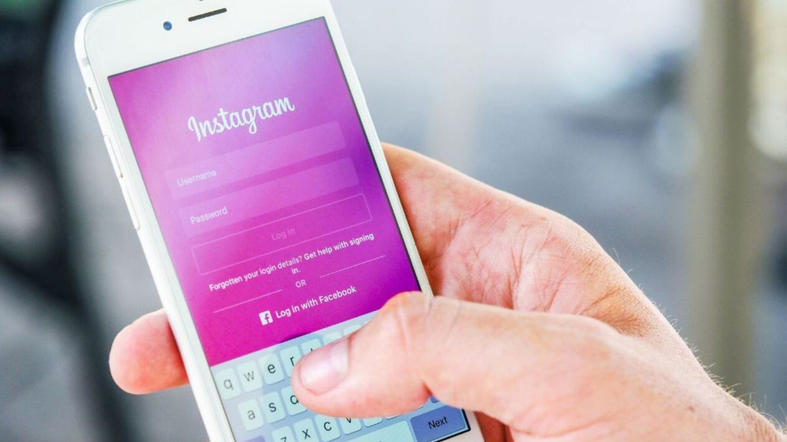 Instagram: attenzione alla nuova truffa dei like, ecco come funziona