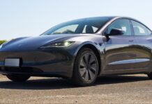 Tesla Model 3: il modello base RWD sparisce dal mercato USA