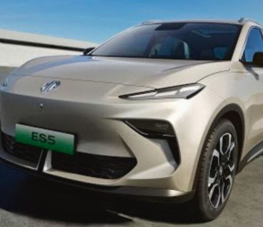 MG ES5: il nuovo SUV elettrico debutta già in Cina