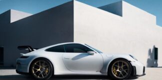 Porsche 911 GT3: 25 anni di pura adrenalina