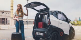 Silence S04: il quadriciclo futuro della micro-mobilità urbana