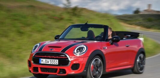 MINI John Cooper Works: svelata la nuova versione endotermica