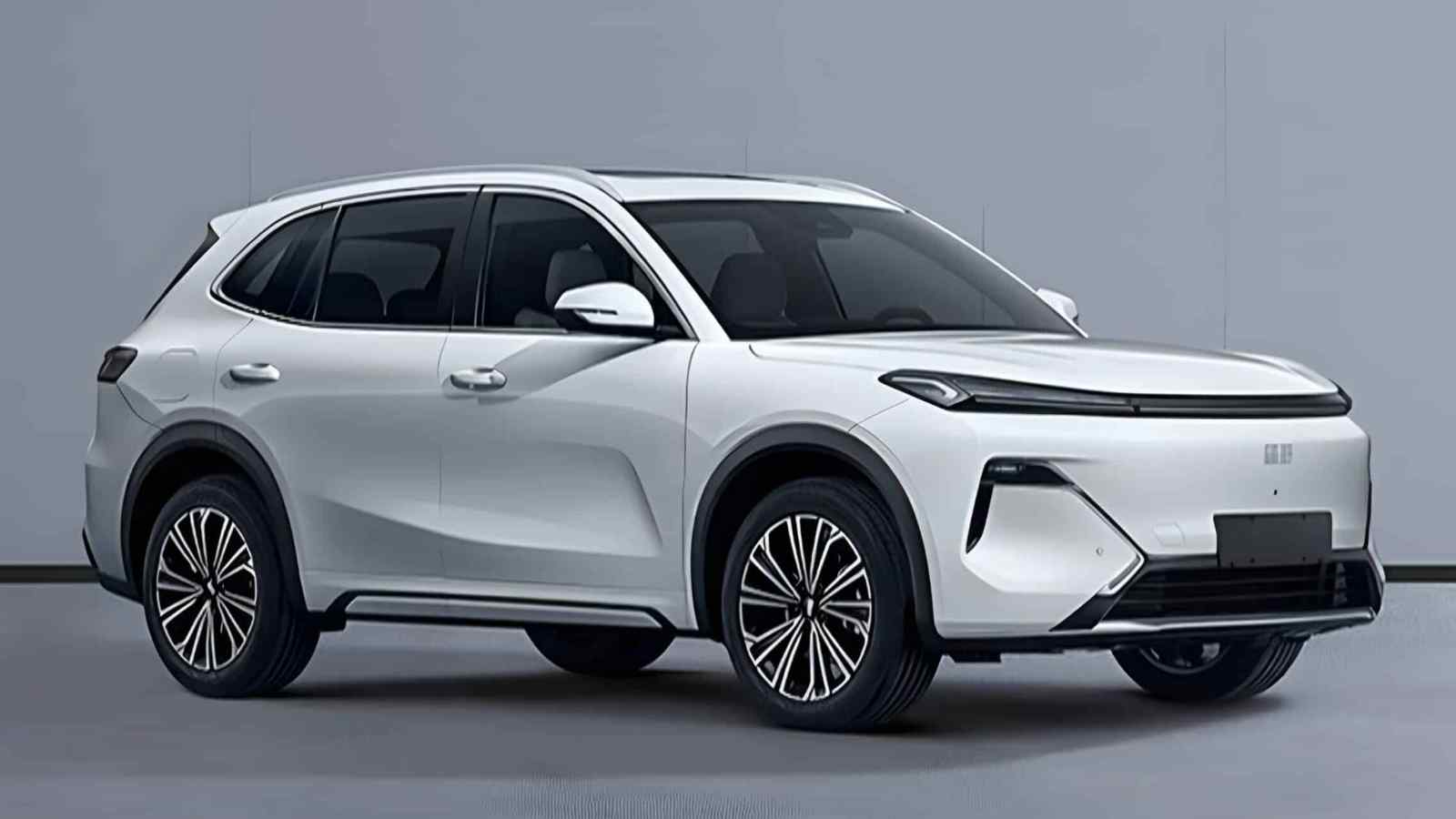 Geely finalmente mostra il suo attesissimo Galaxy Starship 7, il nuovo SUV che utilizza il sistema ibrido Thor, dal design elegante e curato.