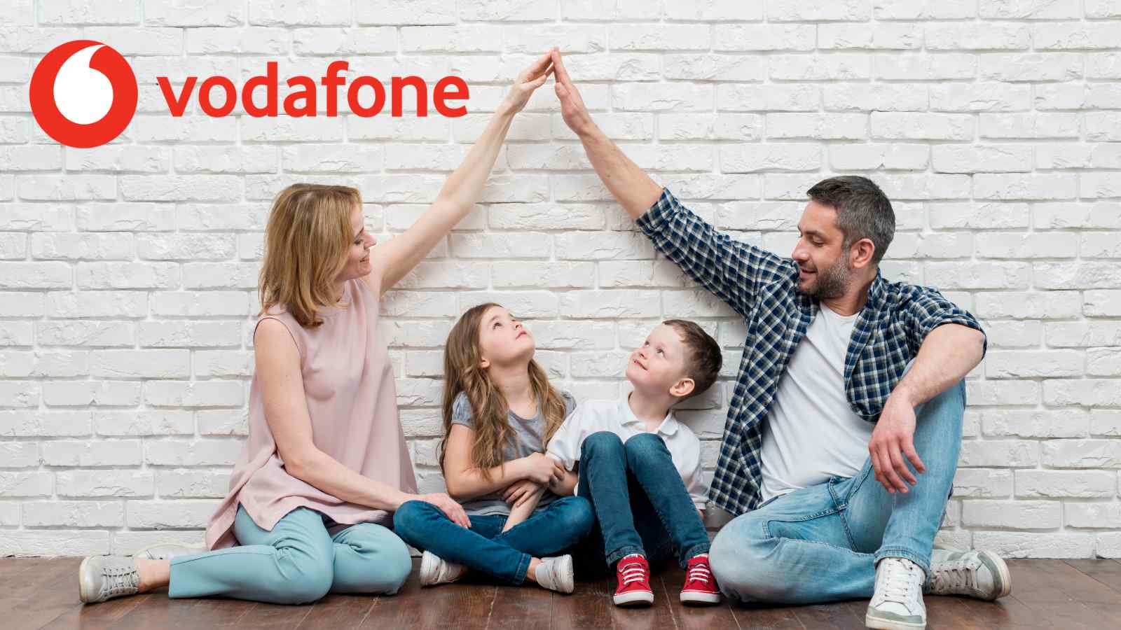 Vodafone riattiva il costo di attivazione per le sue offerte, ma permette anche la creazione di un piano per famiglia con fibra annessa.