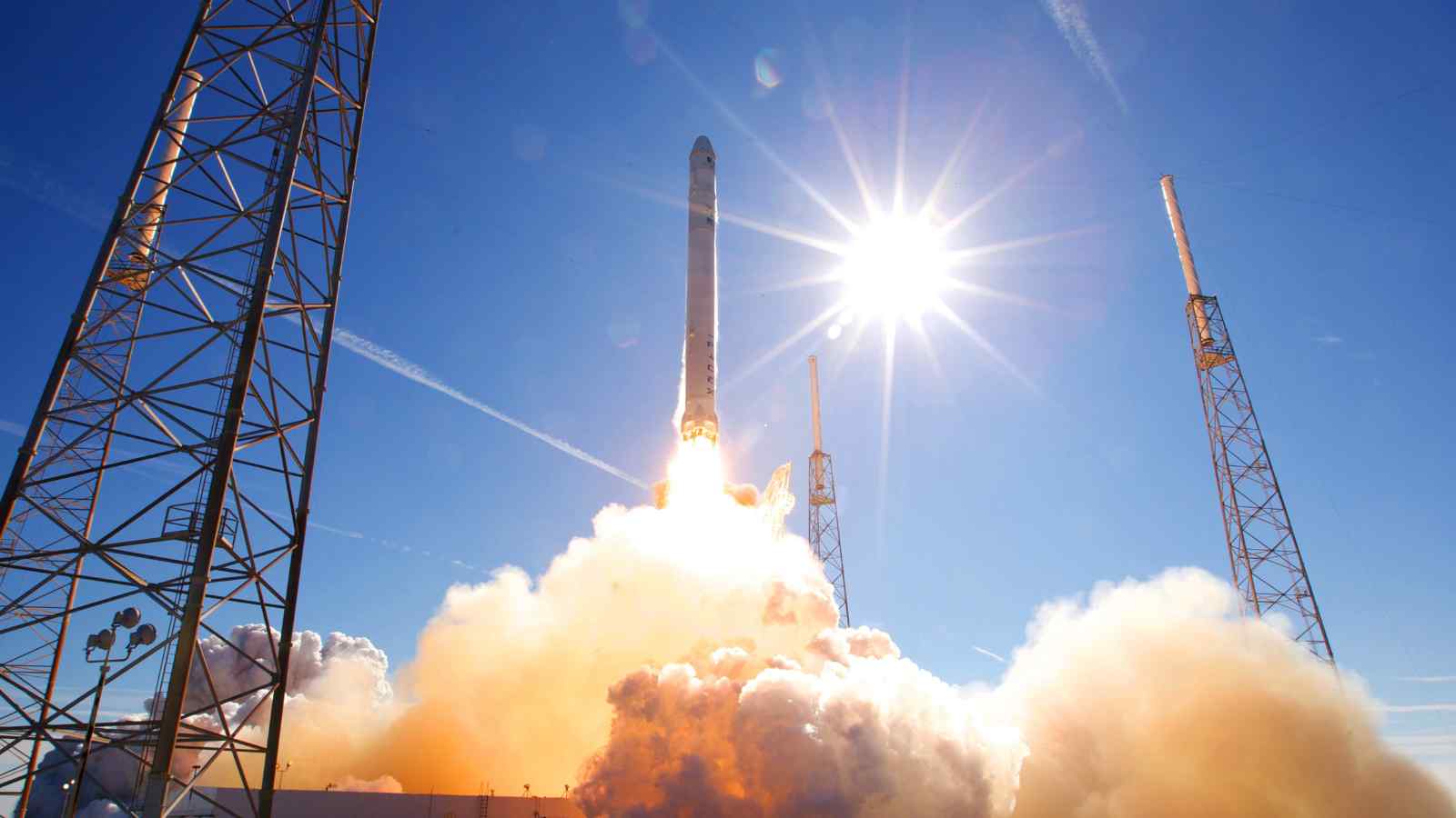 SpaceX riesce finalmente ad avviare la sua missione Hera con successo, dopo l'attesa autorizzazione per il lancio.