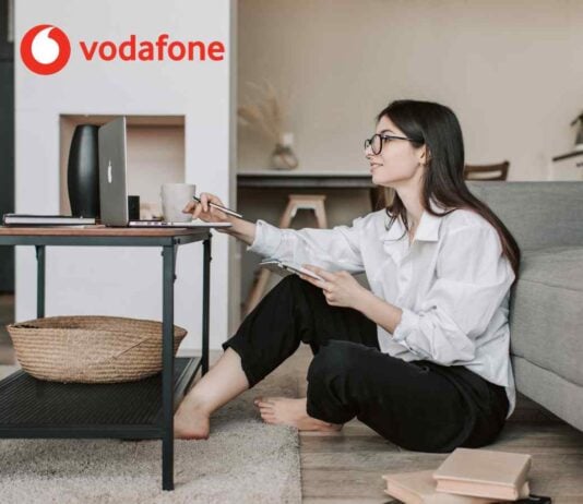 Vodafone presenta un'offerta incredibile chiamata Internet Unlimited, pensata per chi lavora da casa e per i gamer professionisti.