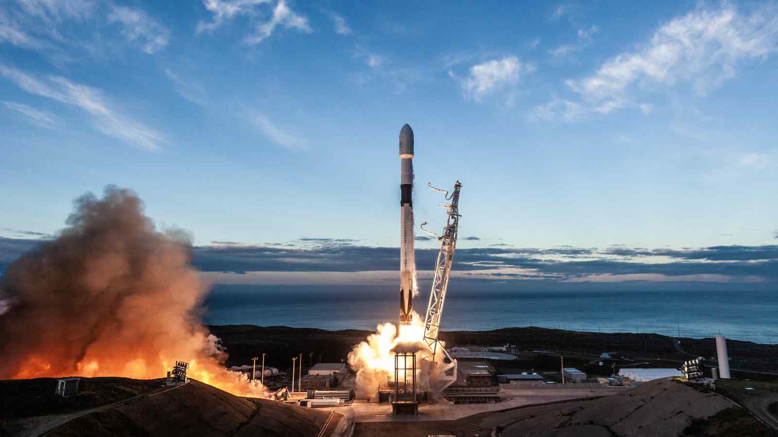 Il Falcon 9 si riconferma essere un tallone d'Achille per SpaceX, al centro di importanti missioni ma mai abbastanza affidabile.