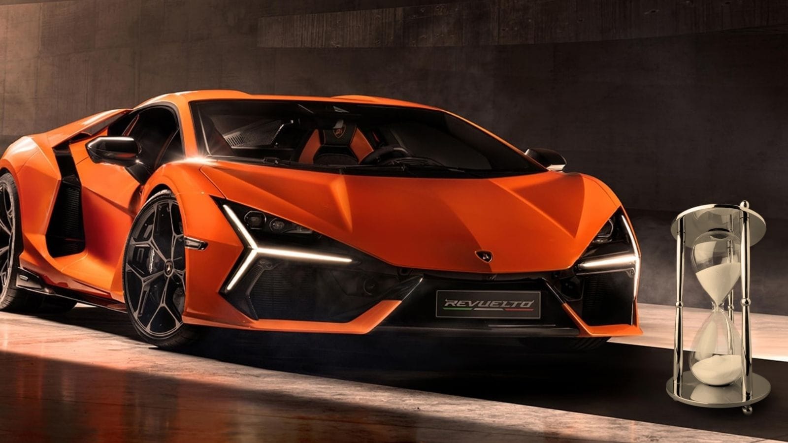 Lamborghini: lunga attesa per la supercar Revuelto e il SUV Urus SE