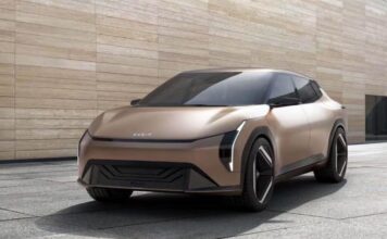 KIA EV4: pronta al debutto la nuova elettrica coreana