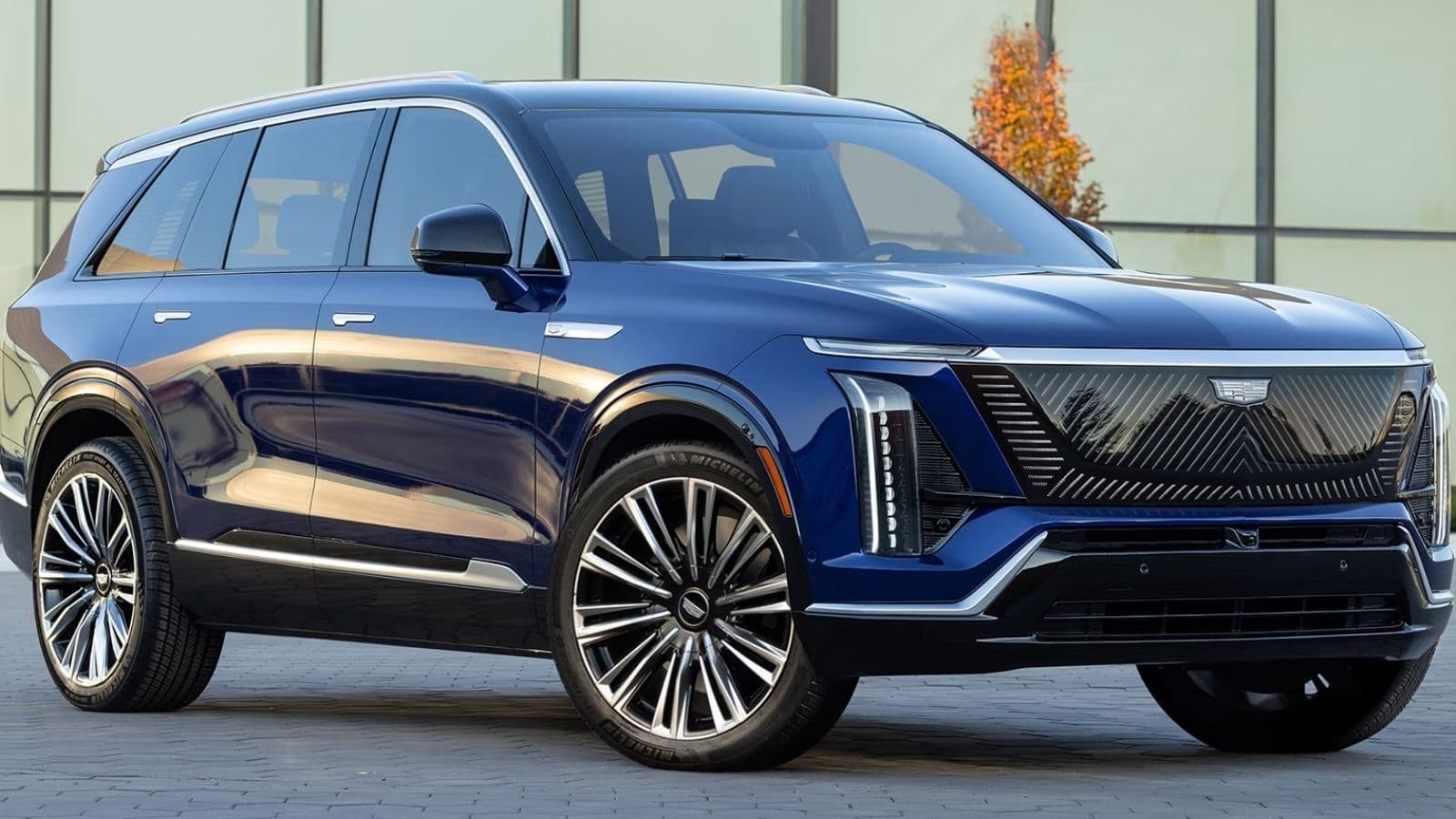 Cadillac Vistiq: il nuovo SUV elettrico a 7 posti ridefinisce il lusso