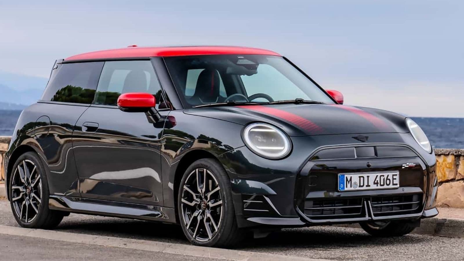 MINI John Cooper Works: arrivano le nuove elettriche