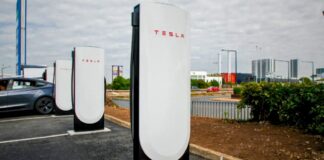 Tesla rivoluziona i Supercharger: ricarica fino a 500 kW dal 2025