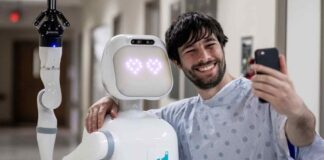 L'avanzamento dei robot umanoidi li rende sempre più integrati nella vita quotidiana e nel lavoro, come Moxi, il robot che aiuta in ospedale.